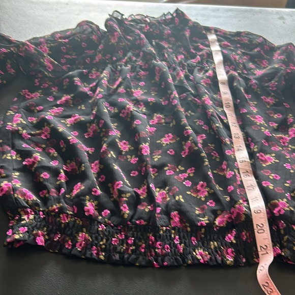Express High Neck Sheer Floral with Lining‎ Top. Size S (321) - Picture 7 of 9